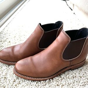 Red Wing Heritage Carol fall boots | size 8.5 | color: Amber